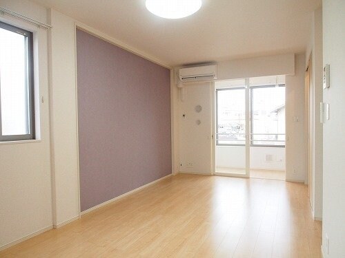 カーサ・ヴィラジオⅡの物件内観写真