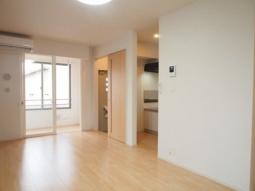 カーサ・ヴィラジオⅡの物件内観写真