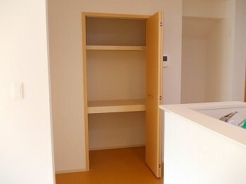 サニーヴィレッジの物件内観写真