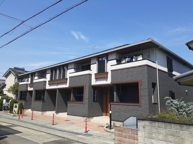 フィオレンティーナⅡの物件外観写真