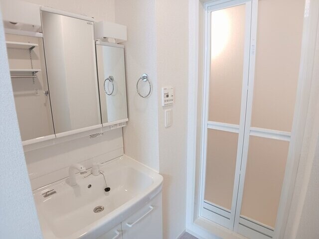 フロレゾンⅠの物件内観写真