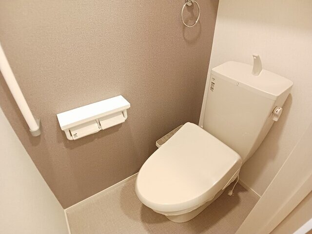 フロレゾンⅠの物件内観写真