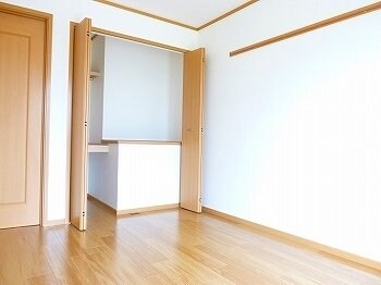 ミルト・タウンＴの物件内観写真