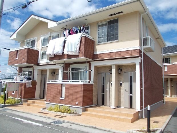 クレイン　フィールドⅡの物件外観写真