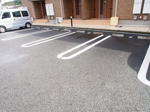 グランチャレットⅢの物件外観写真