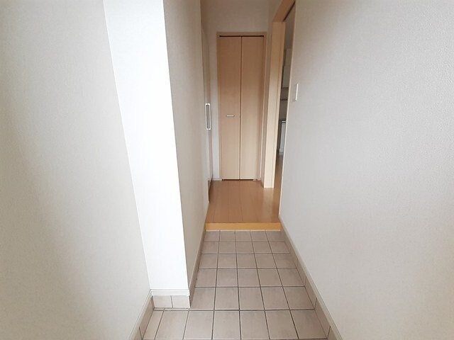 ホワイトローズの物件内観写真