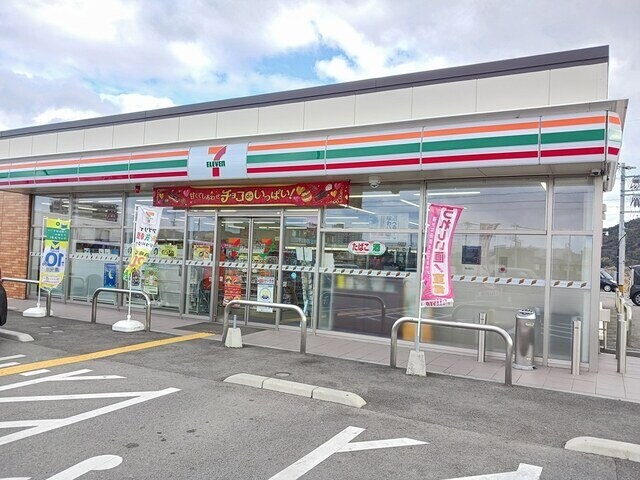 ホワイトローズの物件外観写真