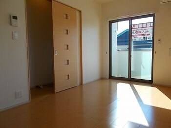 ホワイトローズの物件内観写真