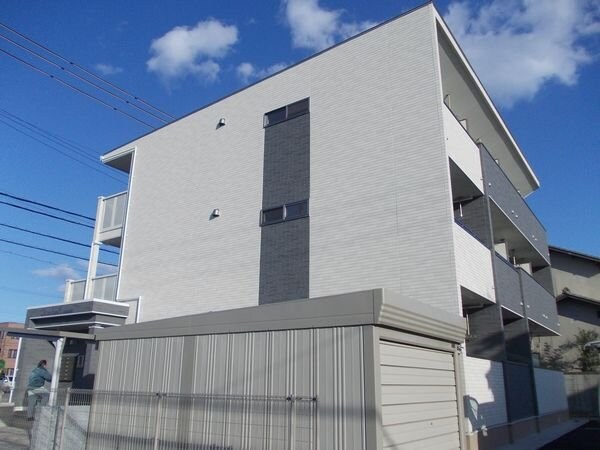 ノース・ロワイヤルの物件外観写真