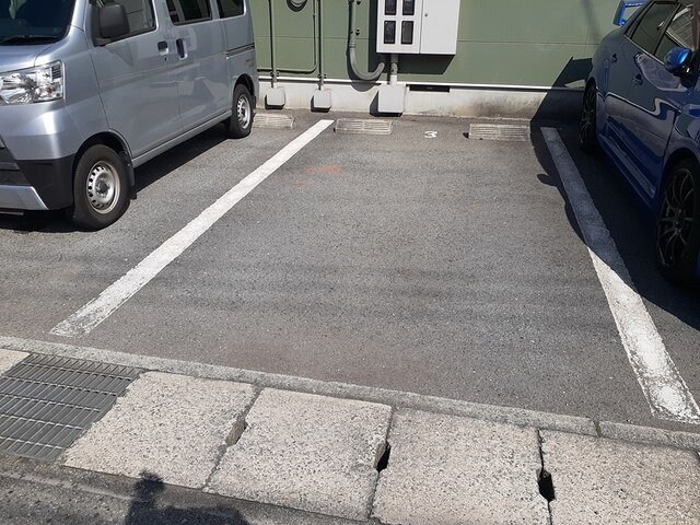 グリーンベルトの物件外観写真