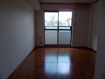 リバーサイドヴィレッジの物件内観写真