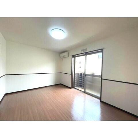 丸萬三番館の物件内観写真