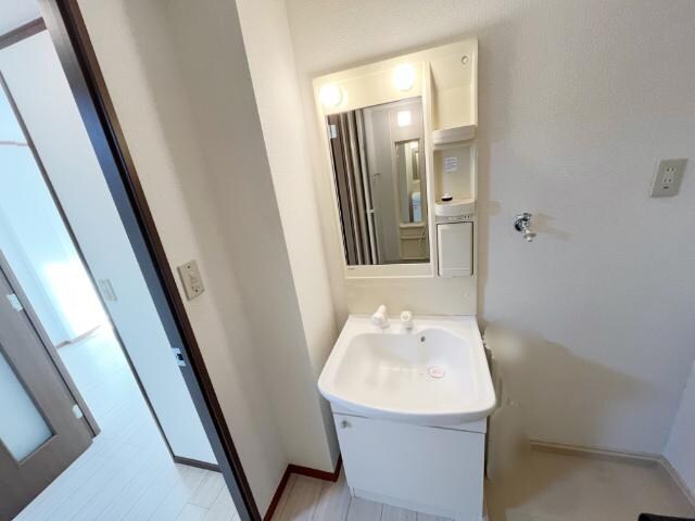 グランドールＡの物件内観写真