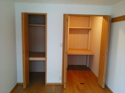 グランドゥールＢの物件内観写真