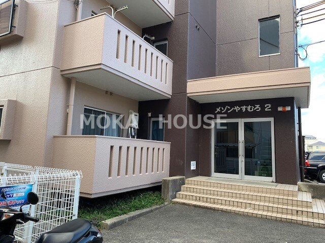 メゾンやすむろⅡの物件外観写真