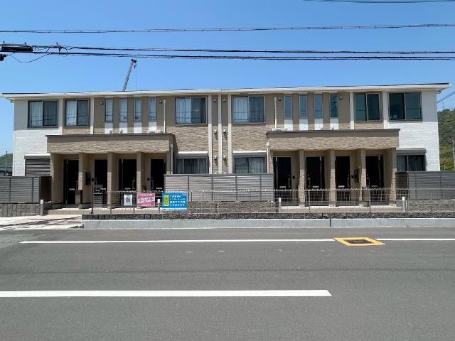 ライラックの物件外観写真