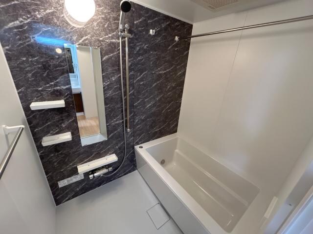 コントレイル糸引の物件内観写真