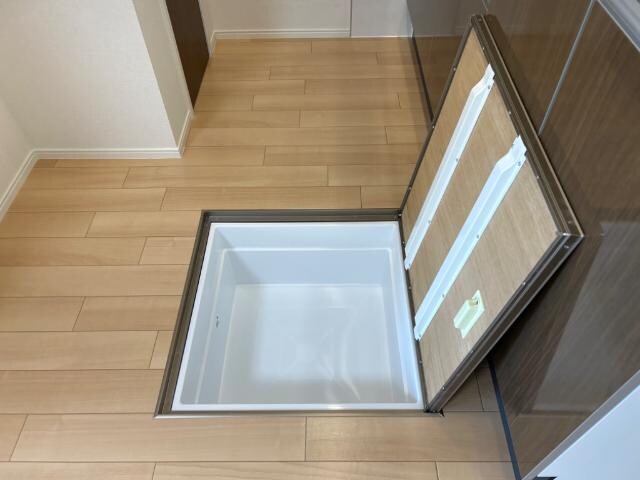 コントレイル糸引の物件内観写真