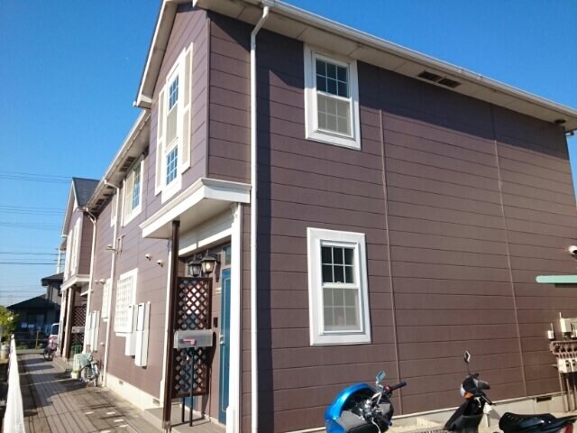 東フラワーの物件外観写真