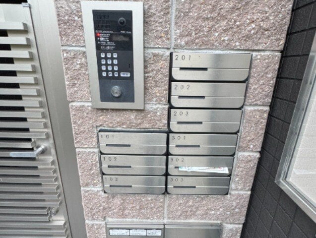 忍ケ丘駅 徒歩7分 1階の物件外観写真