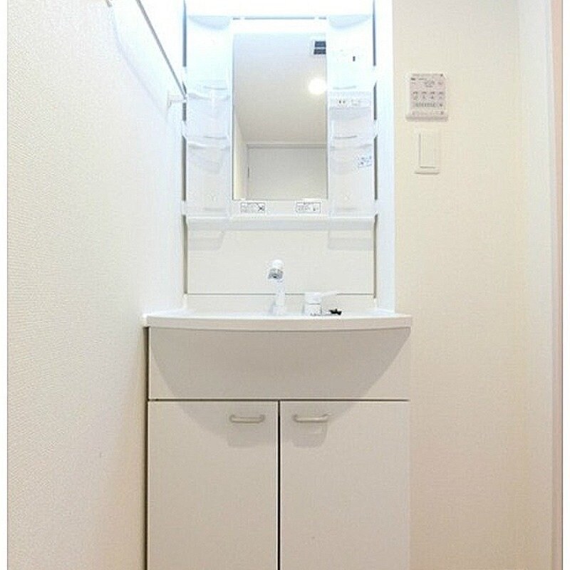 弁天町駅 徒歩7分 3階の物件内観写真