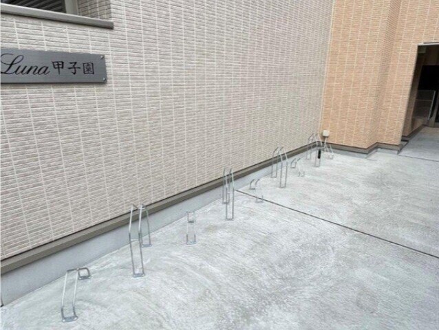 久寿川駅 徒歩2分 1階の物件外観写真