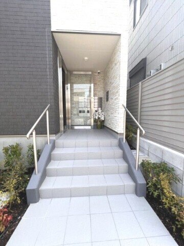 吹田駅 徒歩10分 1階の物件外観写真