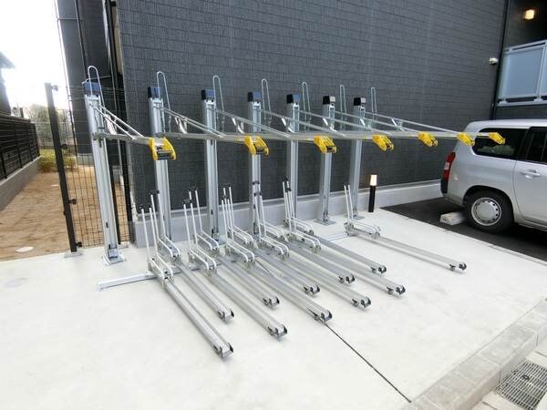 リブリ・摂津庄屋の物件外観写真