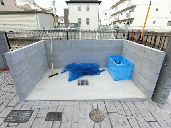 リブリ・摂津庄屋の物件外観写真