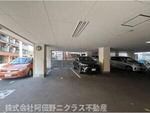 グランエクラ岸里の物件外観写真