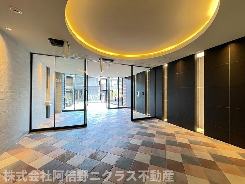 セイワパレス美章園駅前の物件外観写真