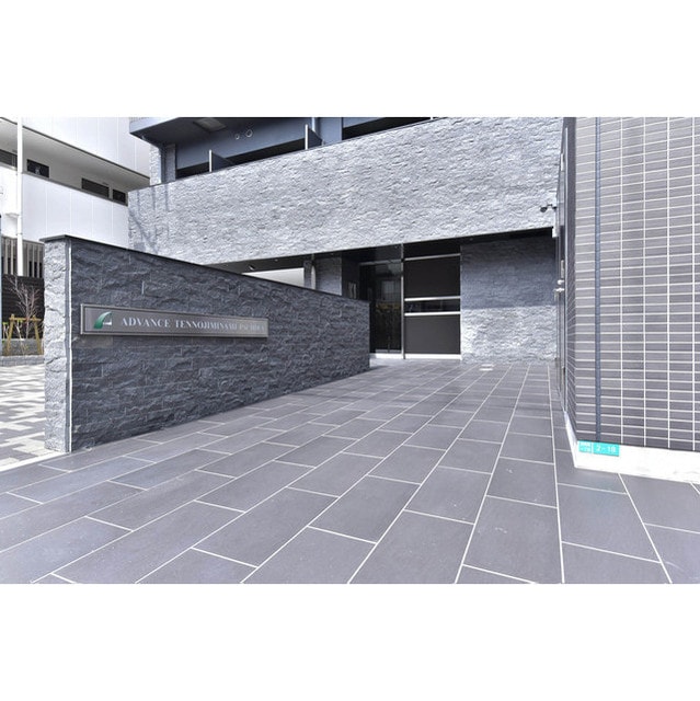 アドバンス天王寺南パキラの物件外観写真