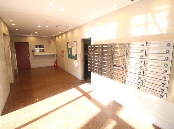 グローバルハイツの物件外観写真