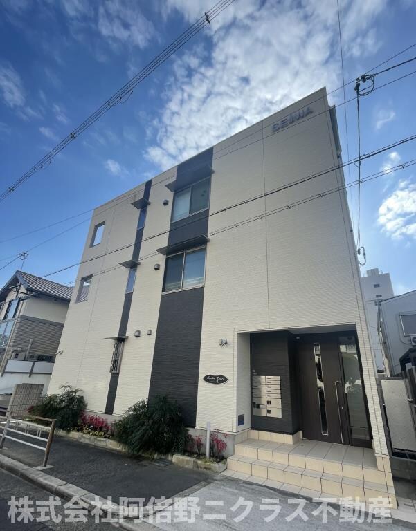 ソフィアコート長居公園の物件外観写真