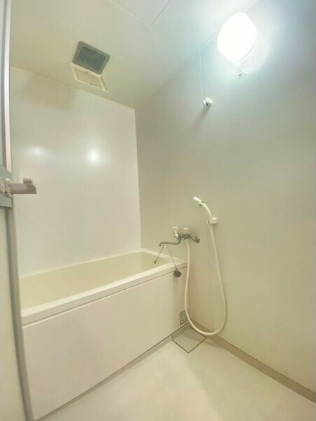 フォレスタ育和の物件内観写真