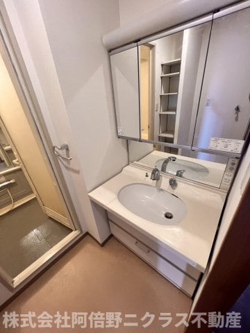 ショワジール長居公園の物件内観写真