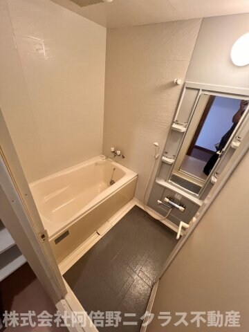 ショワジール長居公園の物件内観写真