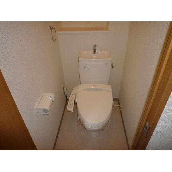 ショワジール長居公園の物件内観写真