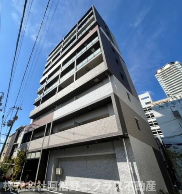 シャテーニュ上本町の物件外観写真