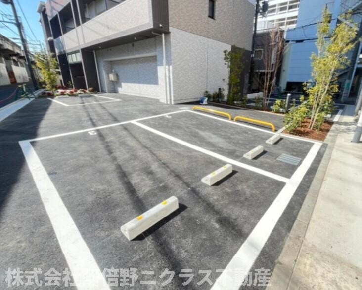 シャテーニュ上本町の物件外観写真