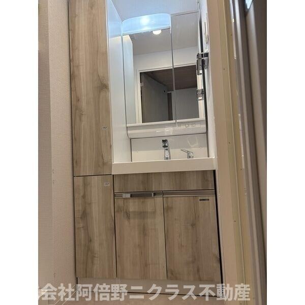 シャテーニュ上本町の物件内観写真