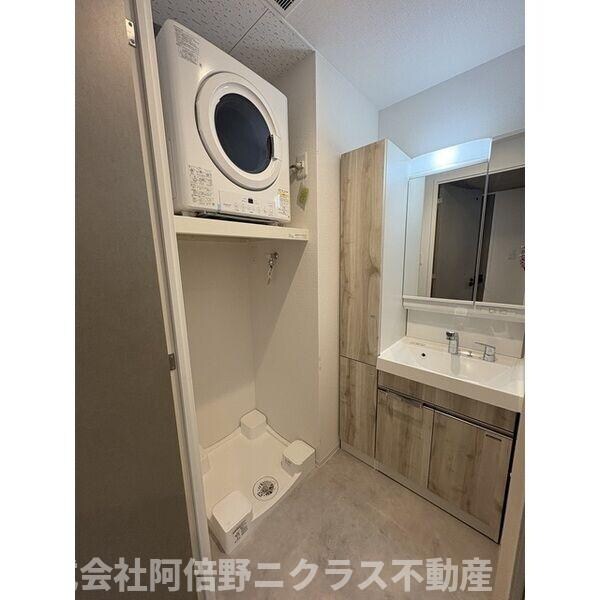 シャテーニュ上本町の物件内観写真