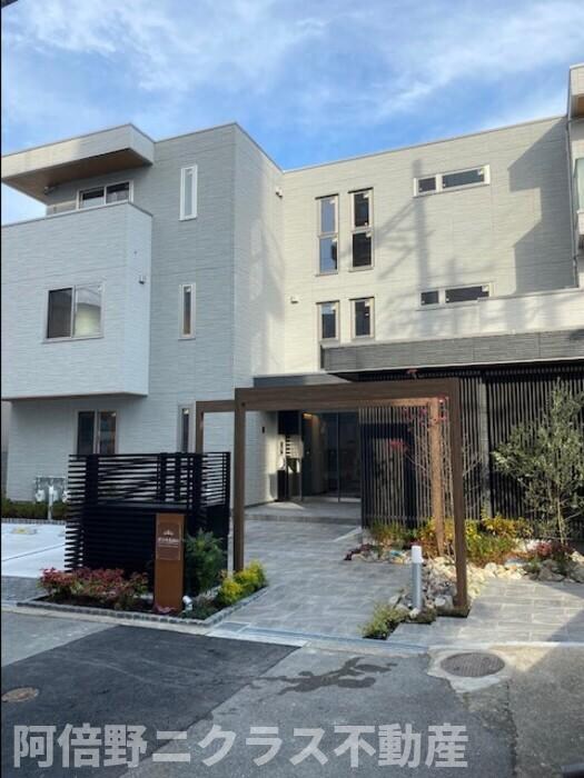 グラサ真田山の物件外観写真