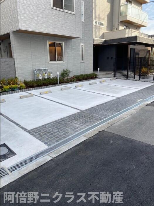 グラサ真田山の物件外観写真