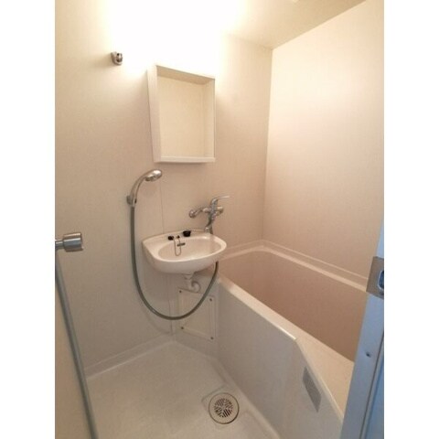 エイチ・ツー・オー今川の物件内観写真