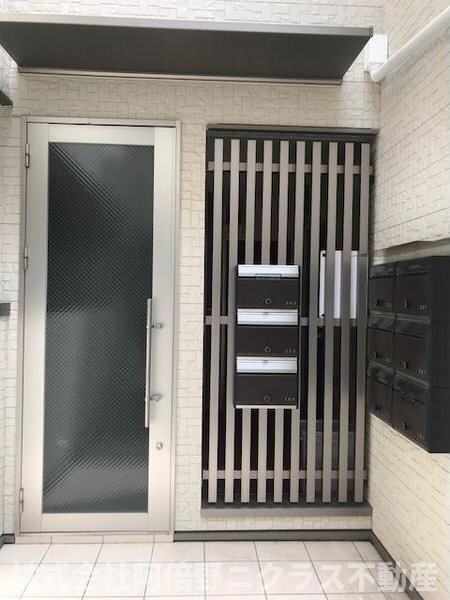 FmaisonLOREⅤ番館の物件外観写真