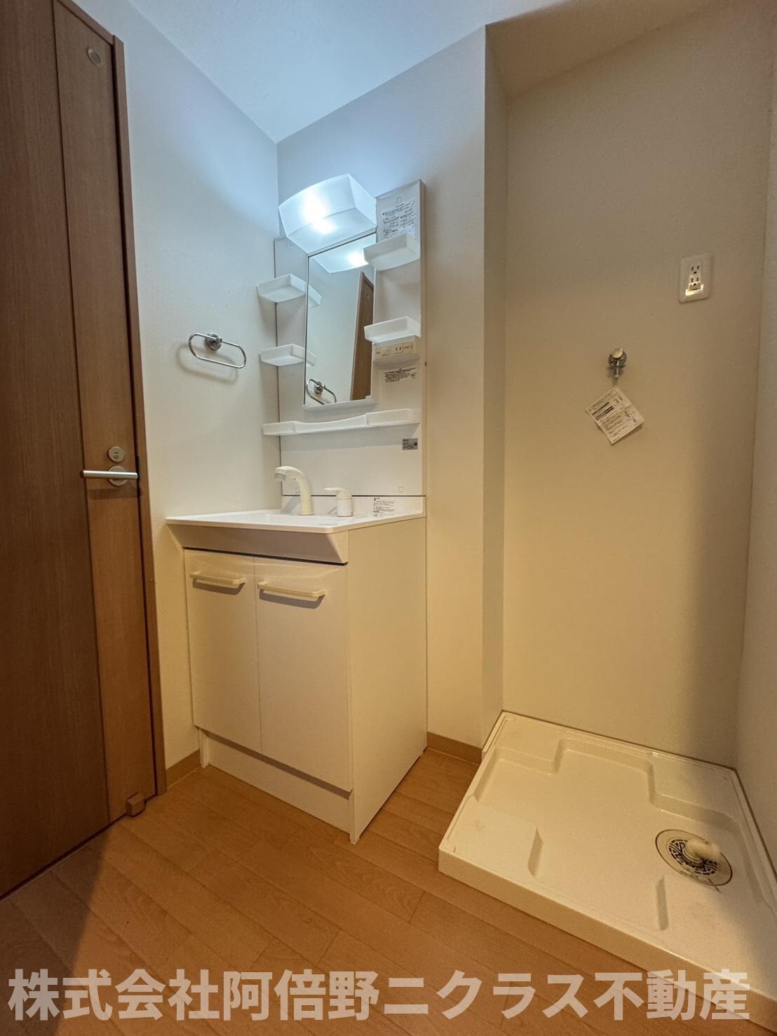 昭和町カーベーセの物件内観写真