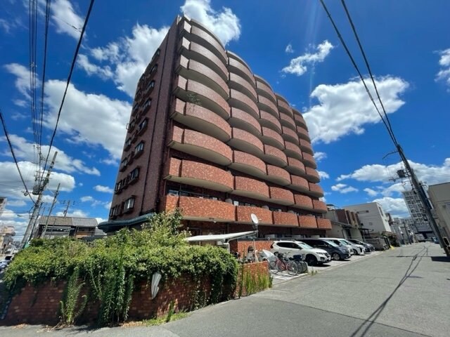 ロイヤルコート生江の物件外観写真