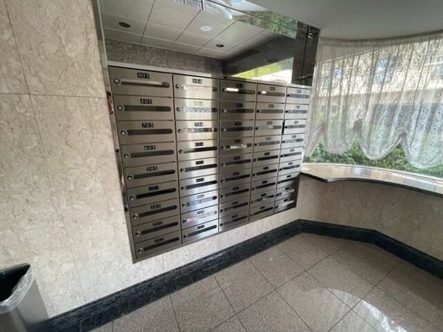 ロイヤルコート生江の物件外観写真