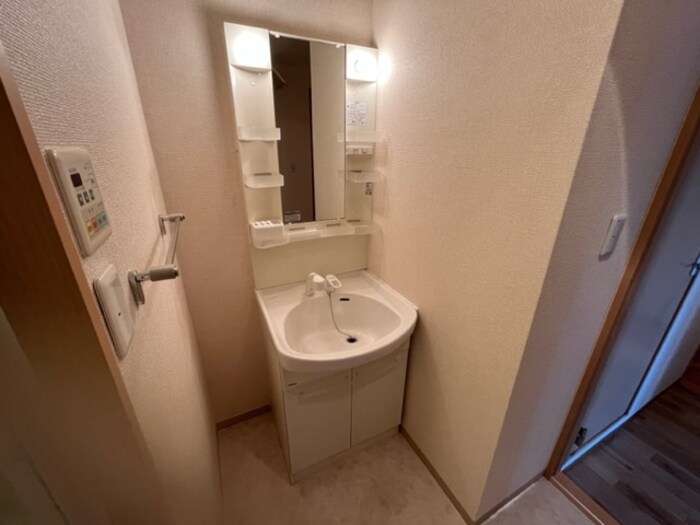 鴫野駅 徒歩5分 4階の物件内観写真